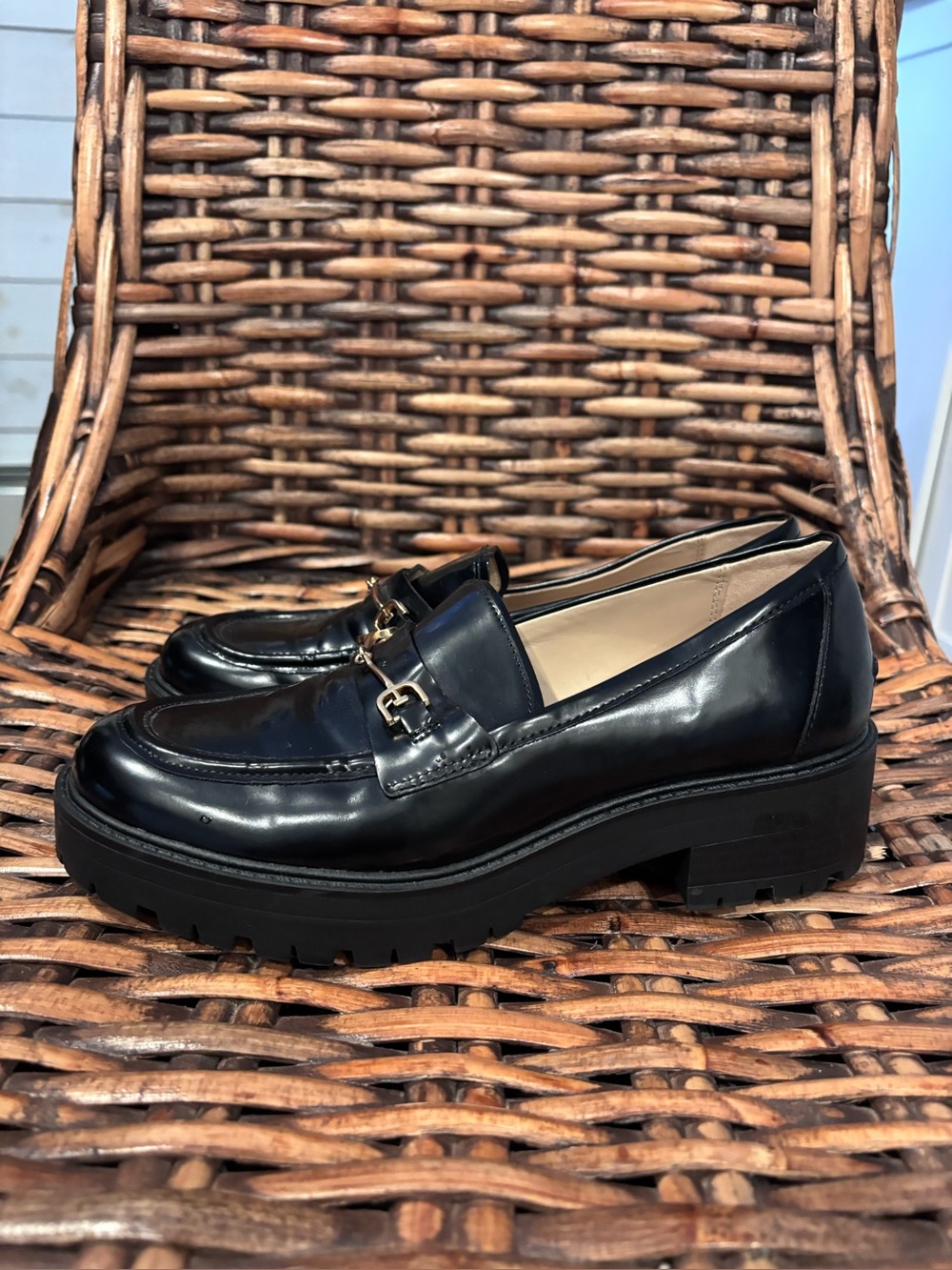 Sam Edelman Black Patent Lug-Sole Loafers with Gold accents . Size 8 - Picture 8 of 12